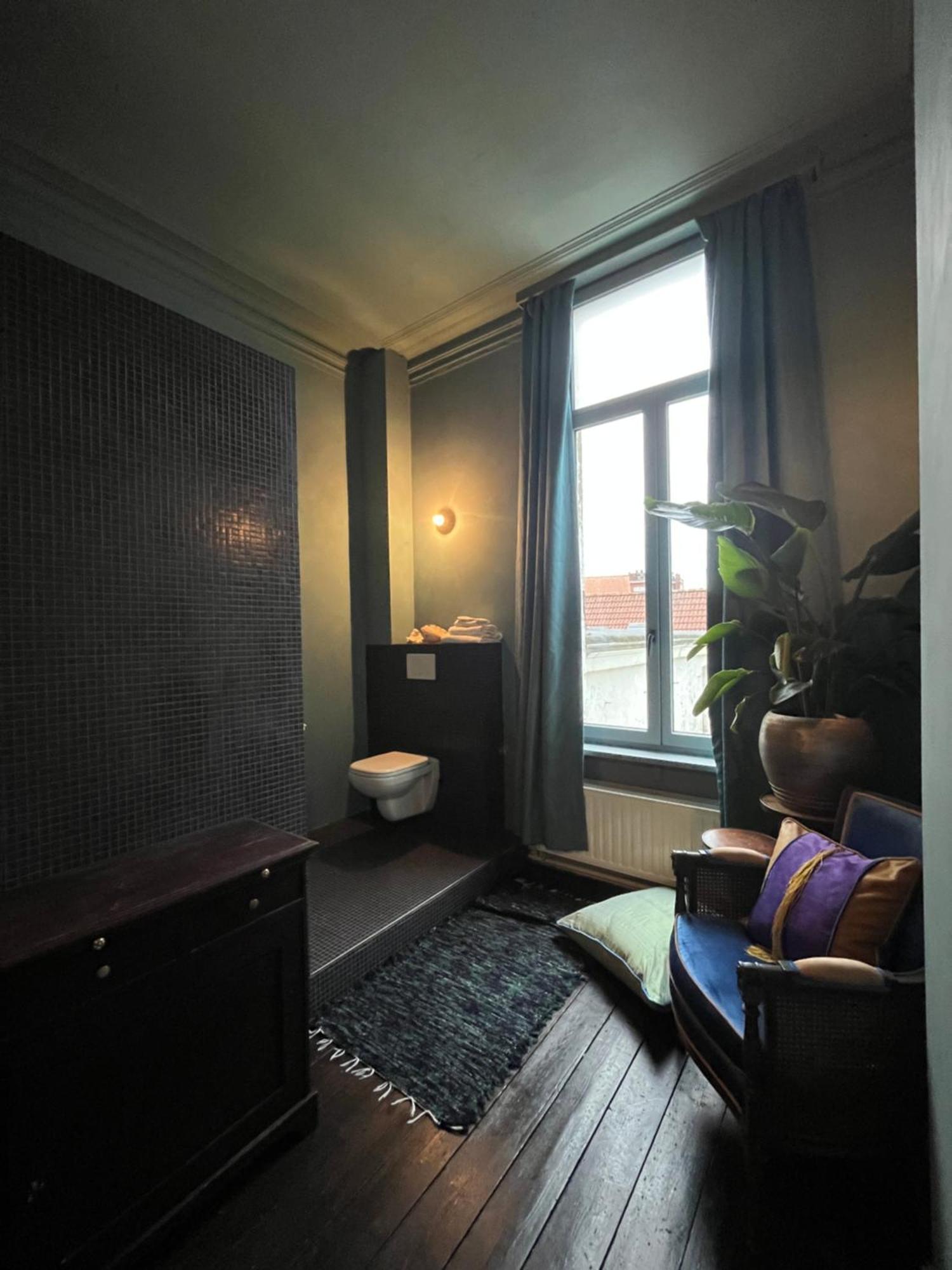 Guesthouse Nights By Morpheus Antwerpen Buitenkant foto